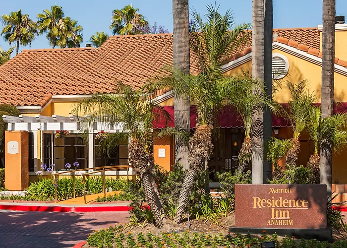 Clementine Hotel & Suites Anaheim