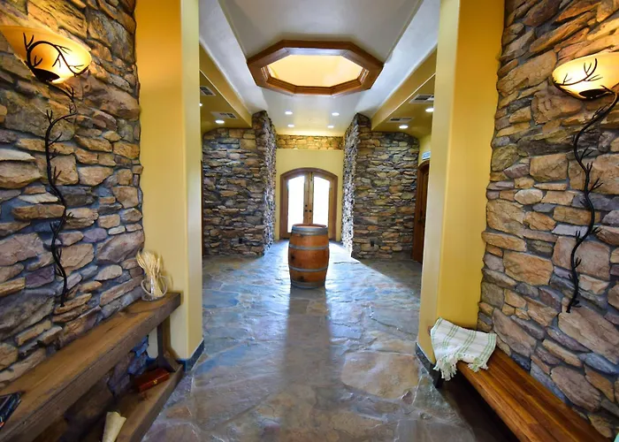 Peppertree Lane Ranch -- Seven-Acre Ranch In The Heart Of Wine Country